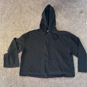 Nike Boxy Cropped Full Zip Hoodie. 100% Cotton. Embroidered swoosh.